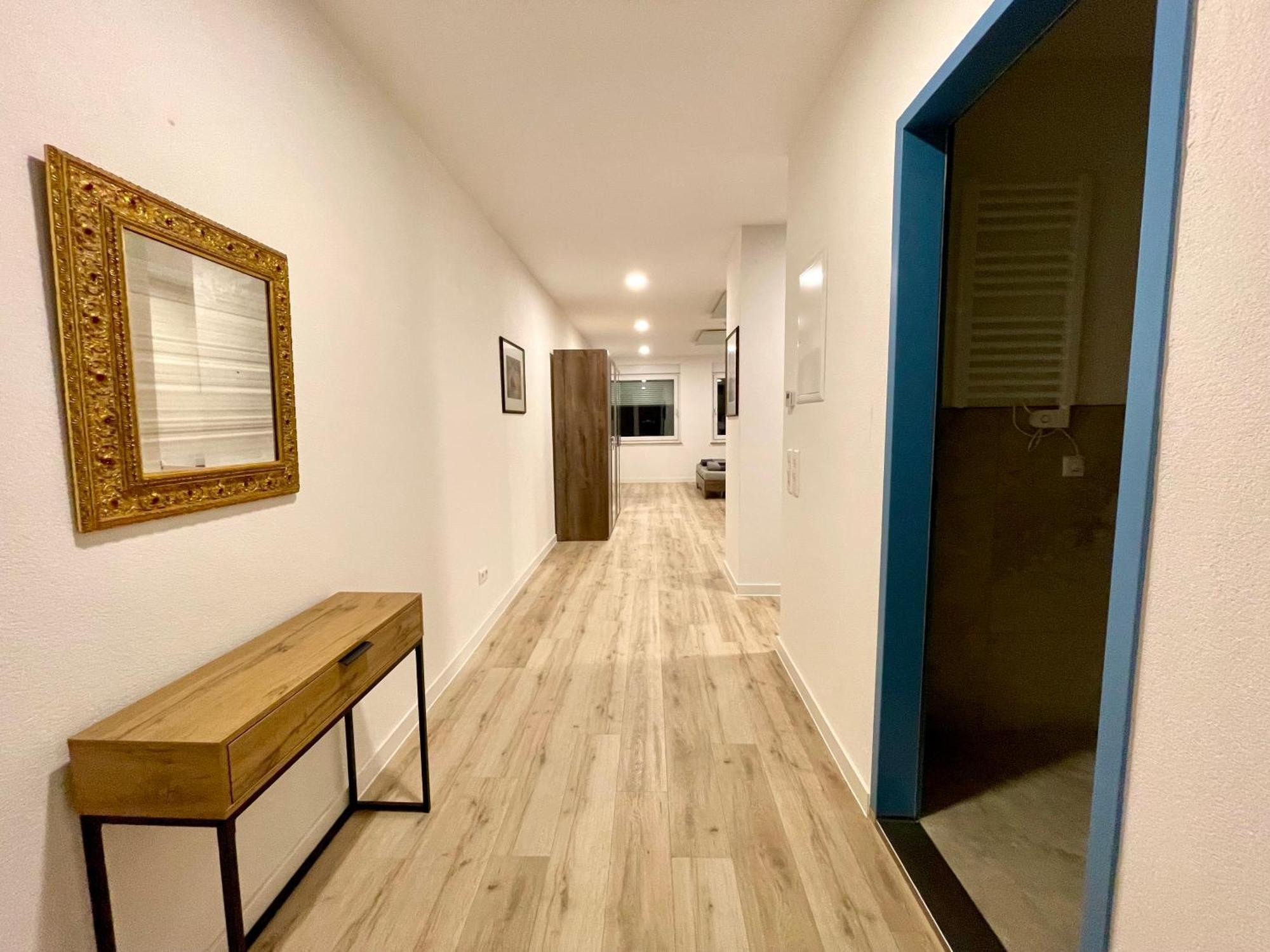 Neu Grosse Einzimmerwohnung Im Zentrum Goldstadt Pforzheim Schloessle 외부 사진
