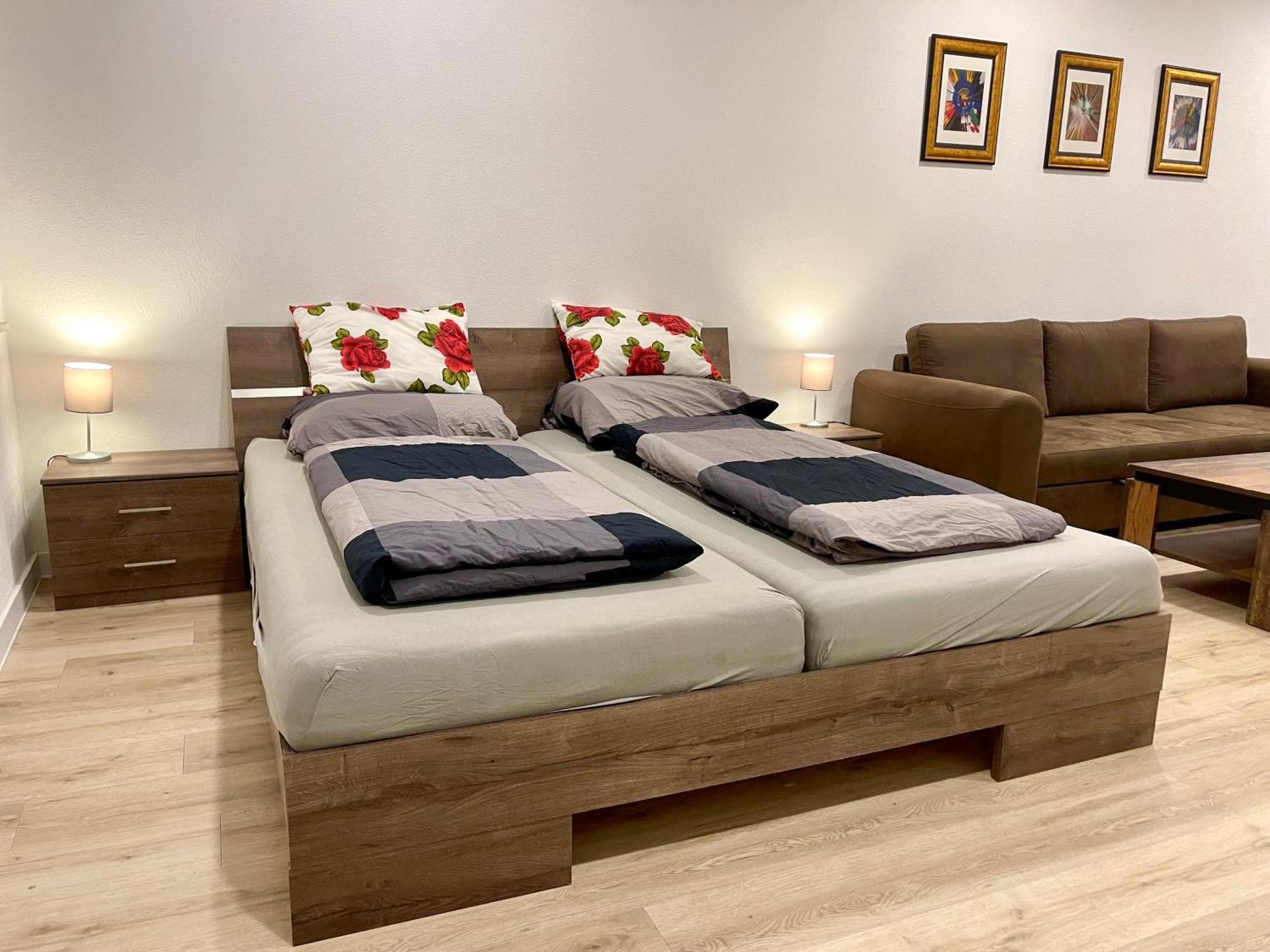 Neu Grosse Einzimmerwohnung Im Zentrum Goldstadt Pforzheim Schloessle 외부 사진