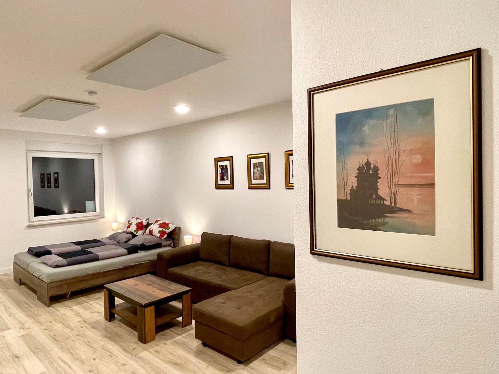 Neu Grosse Einzimmerwohnung Im Zentrum Goldstadt Pforzheim Schloessle 외부 사진